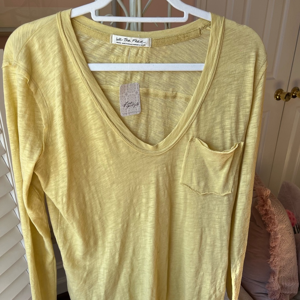 NWT Free People Green/Yellow Long Sleeve Top - Picture 4 of 5